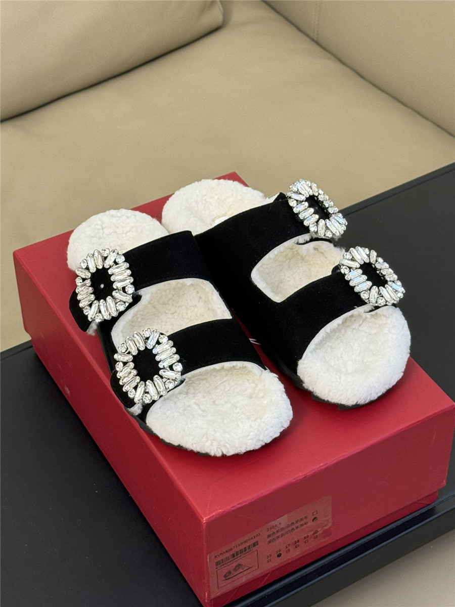 roger u1u1er d1am0nd buckle wool slippers