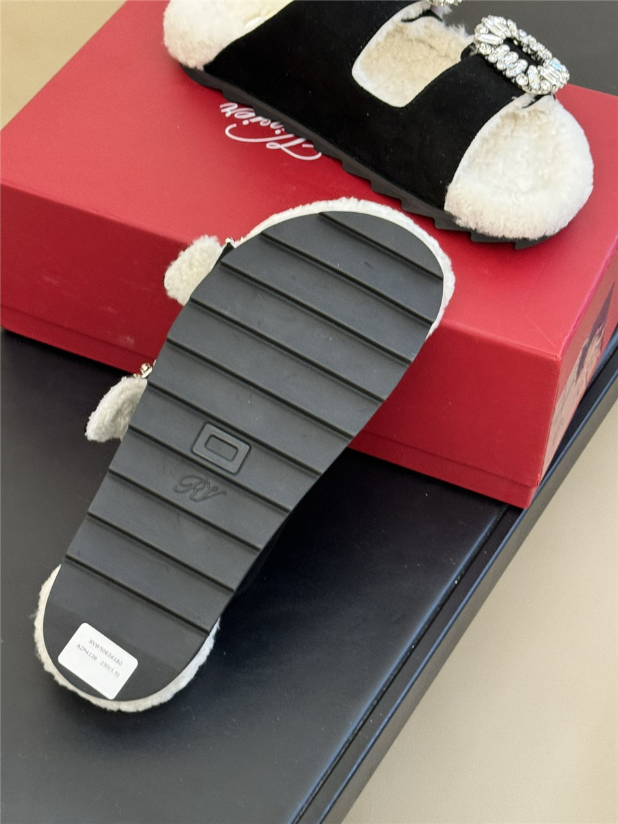 roger u1u1er d1am0nd buckle wool slippers