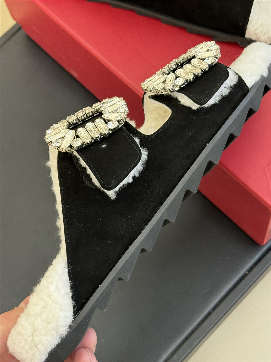 roger u1u1er d1am0nd buckle wool slippers