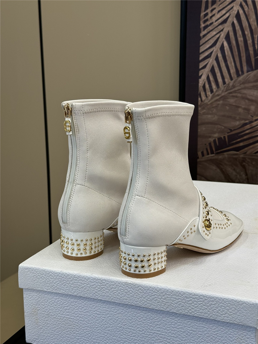 D10r stretch lambskin ankle boots