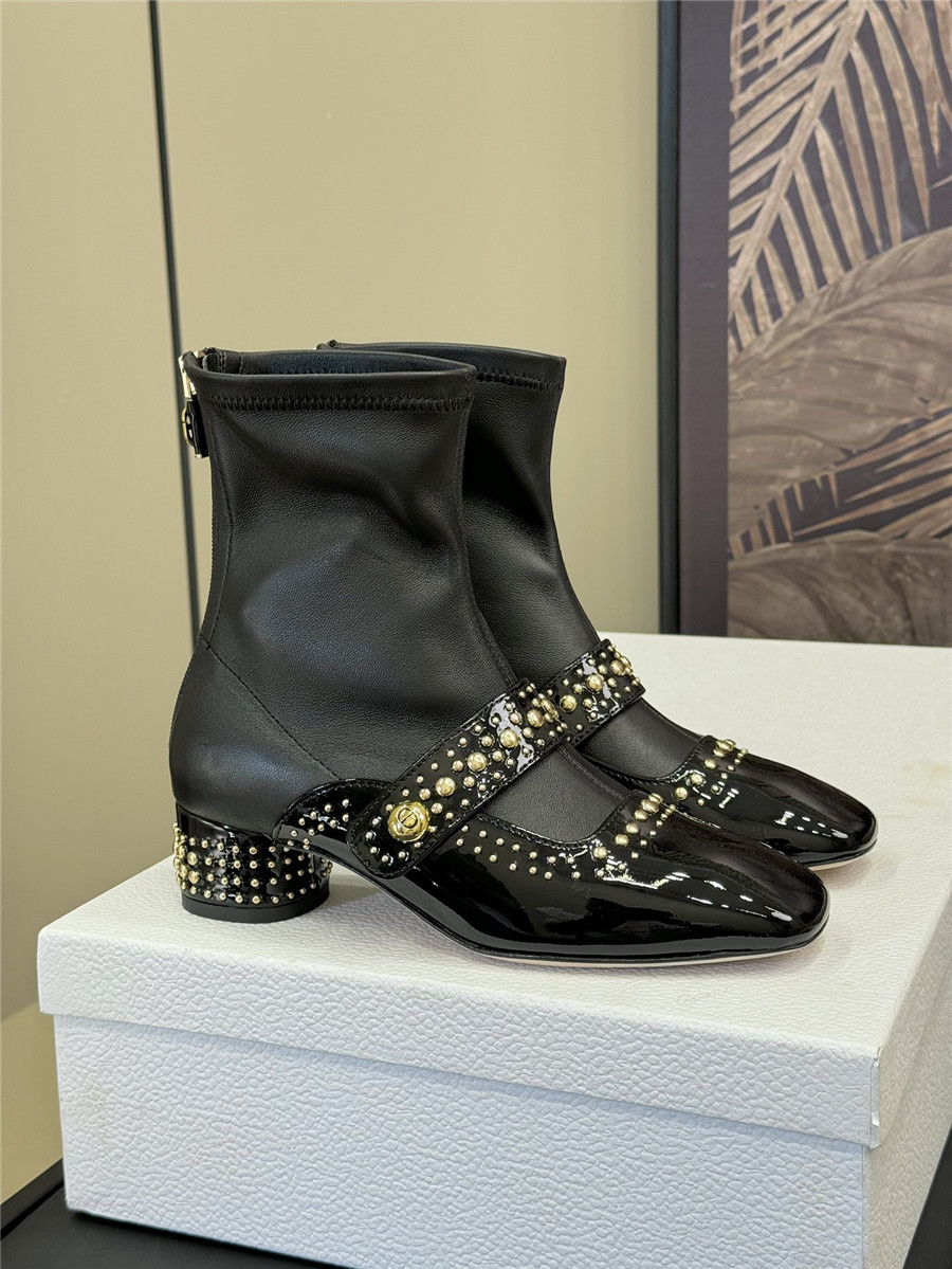 D10r stretch lambskin ankle boots