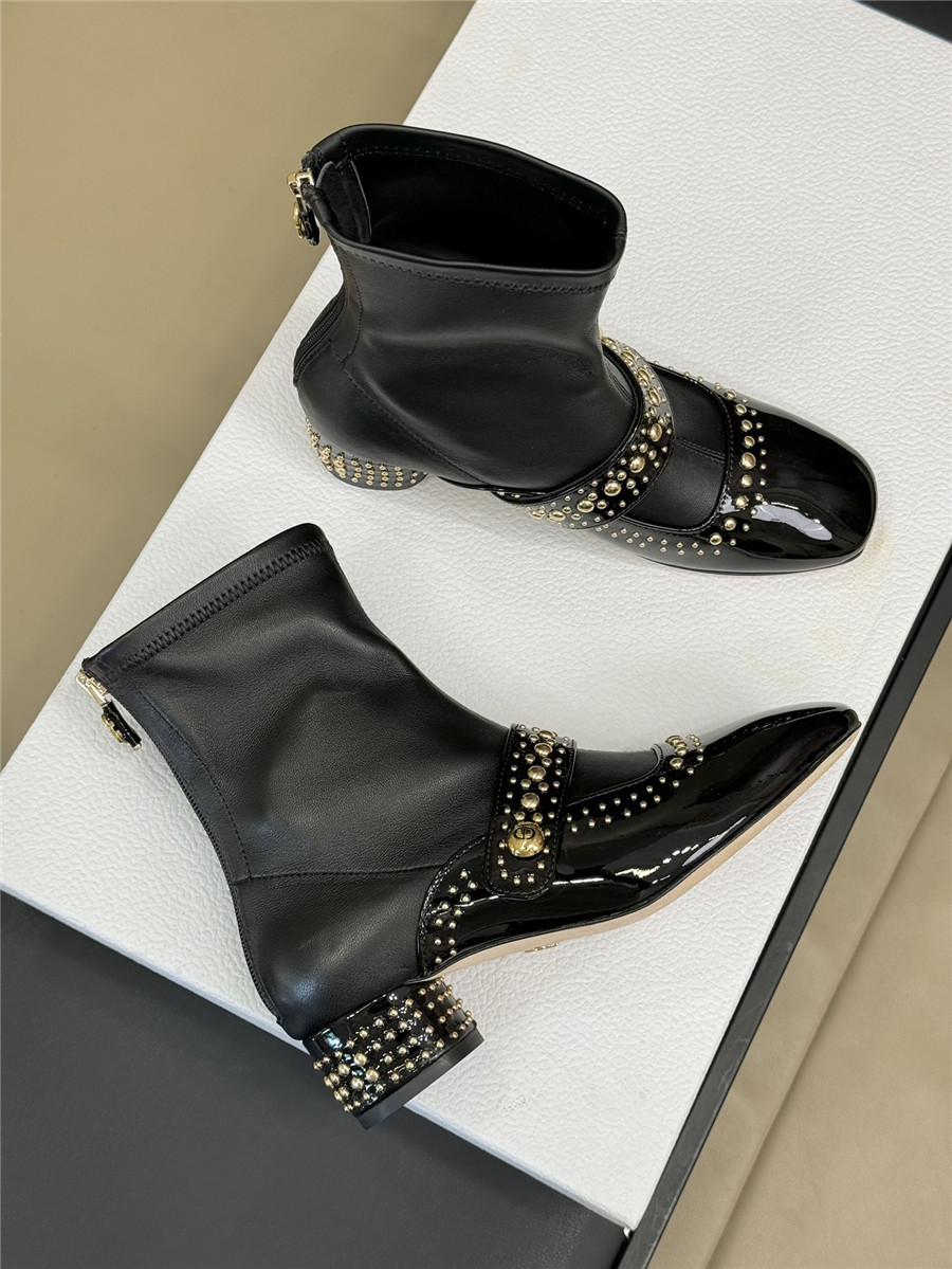 D10r stretch lambskin ankle boots