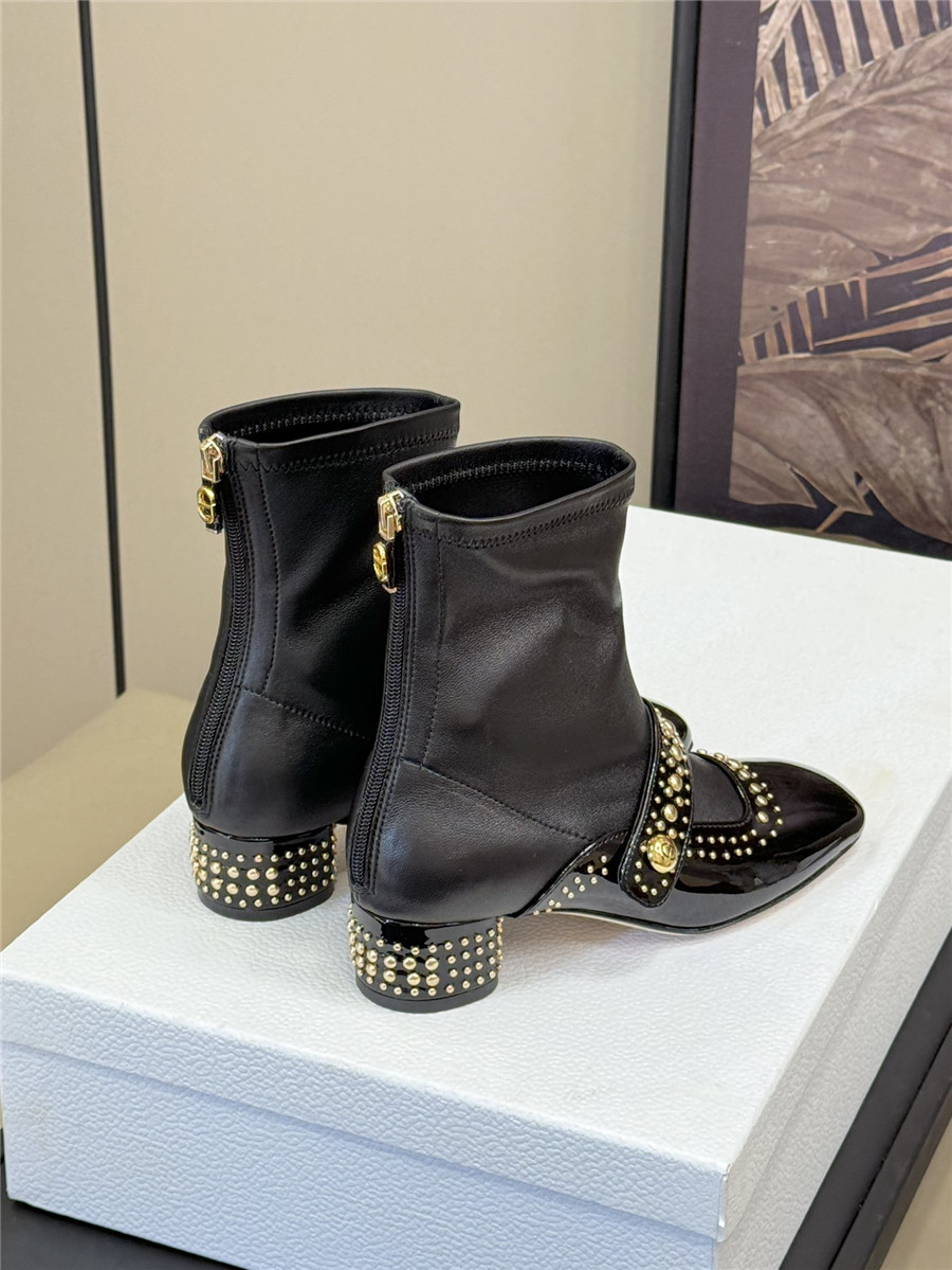 D10r stretch lambskin ankle boots