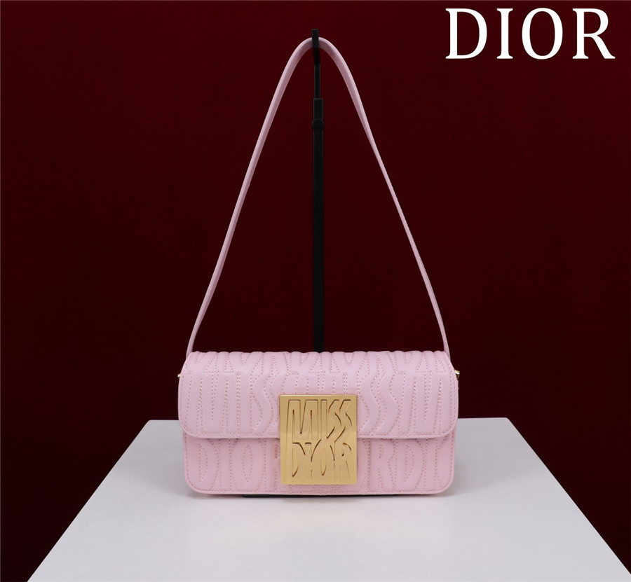 miss D10r allover bag