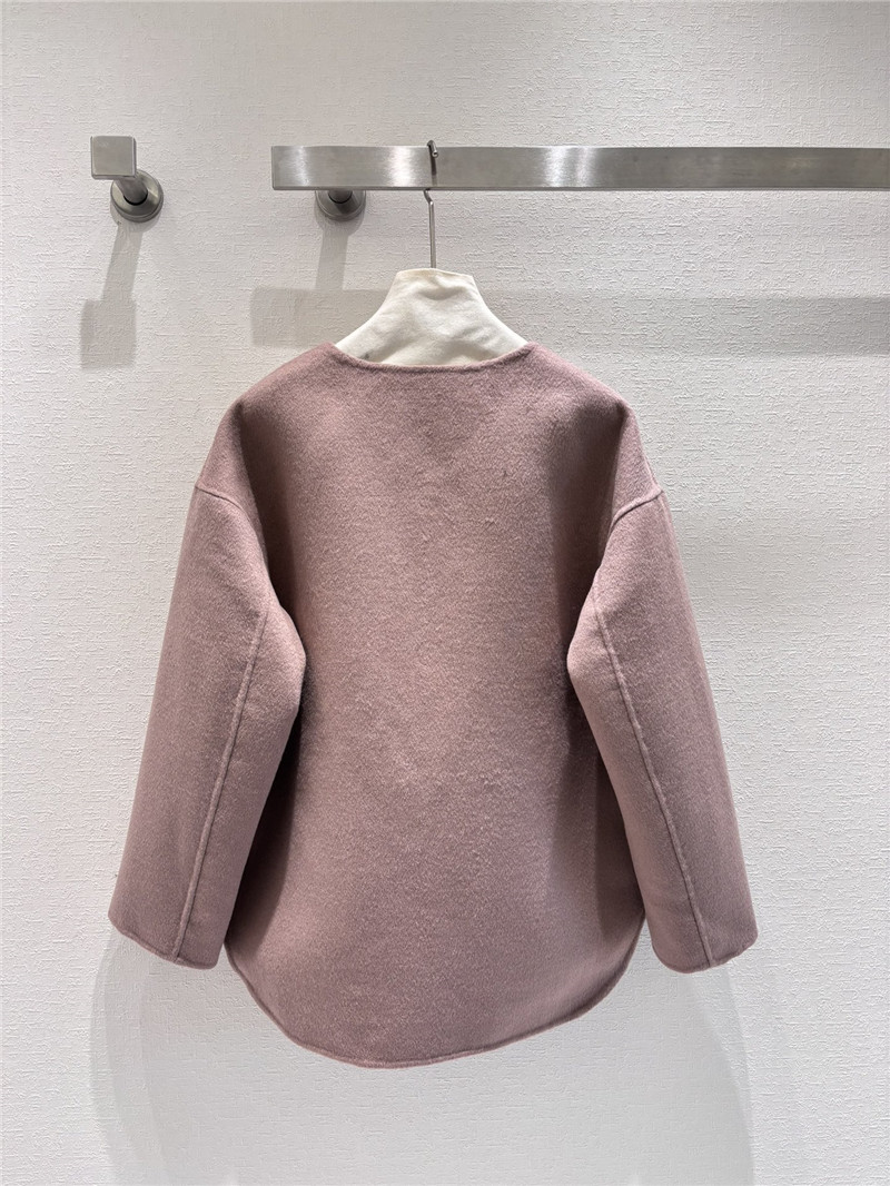 D10r striped letter jacquard jacket