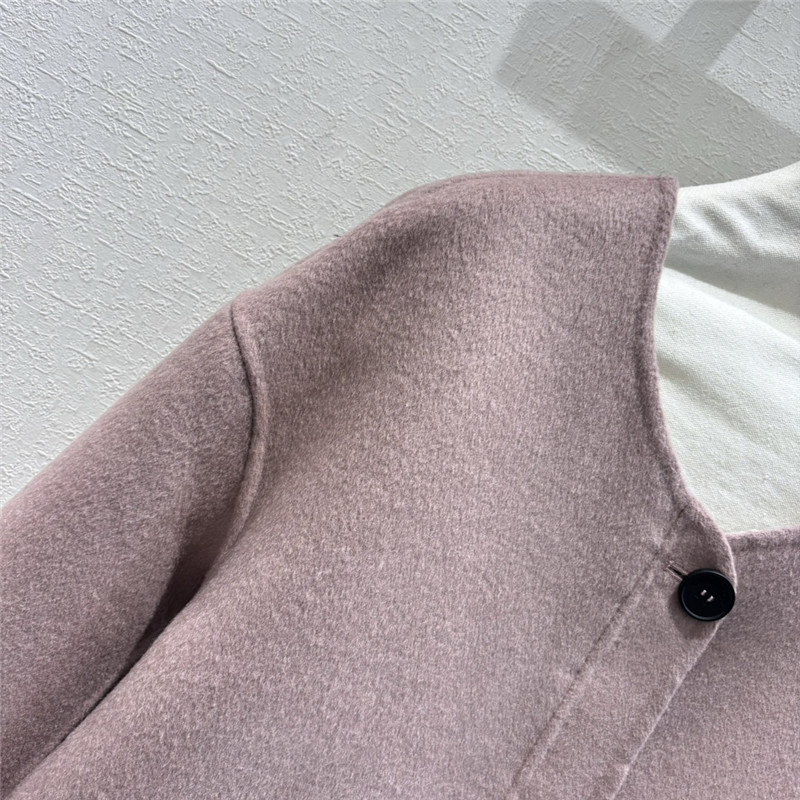 D10r striped letter jacquard jacket