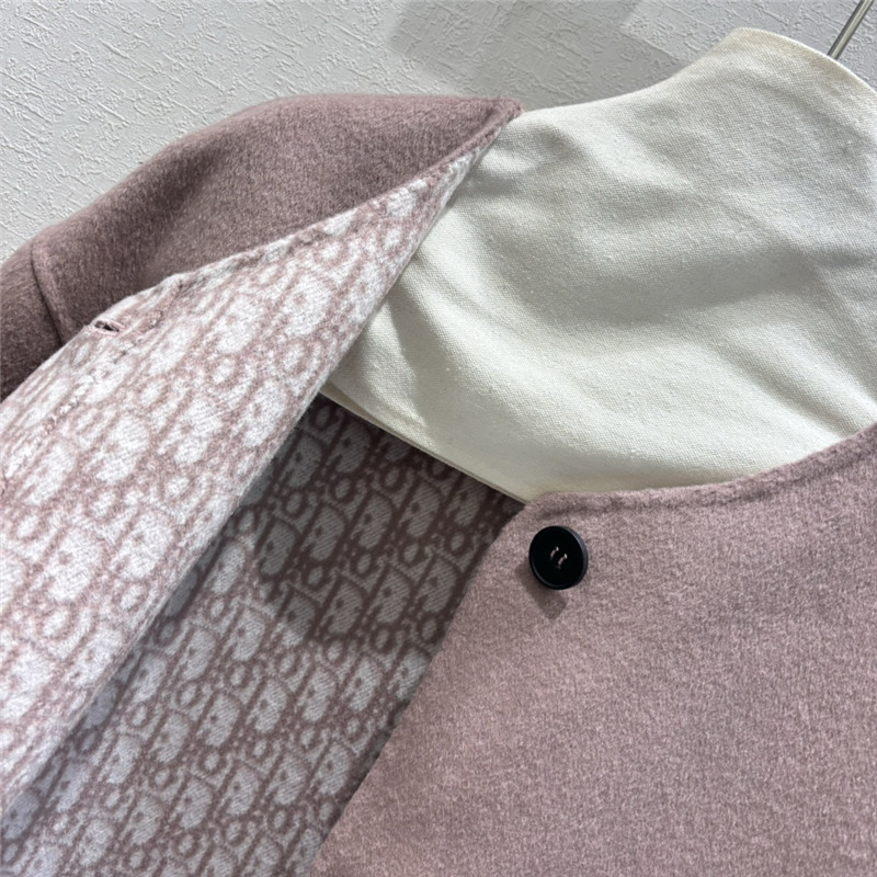 D10r striped letter jacquard jacket
