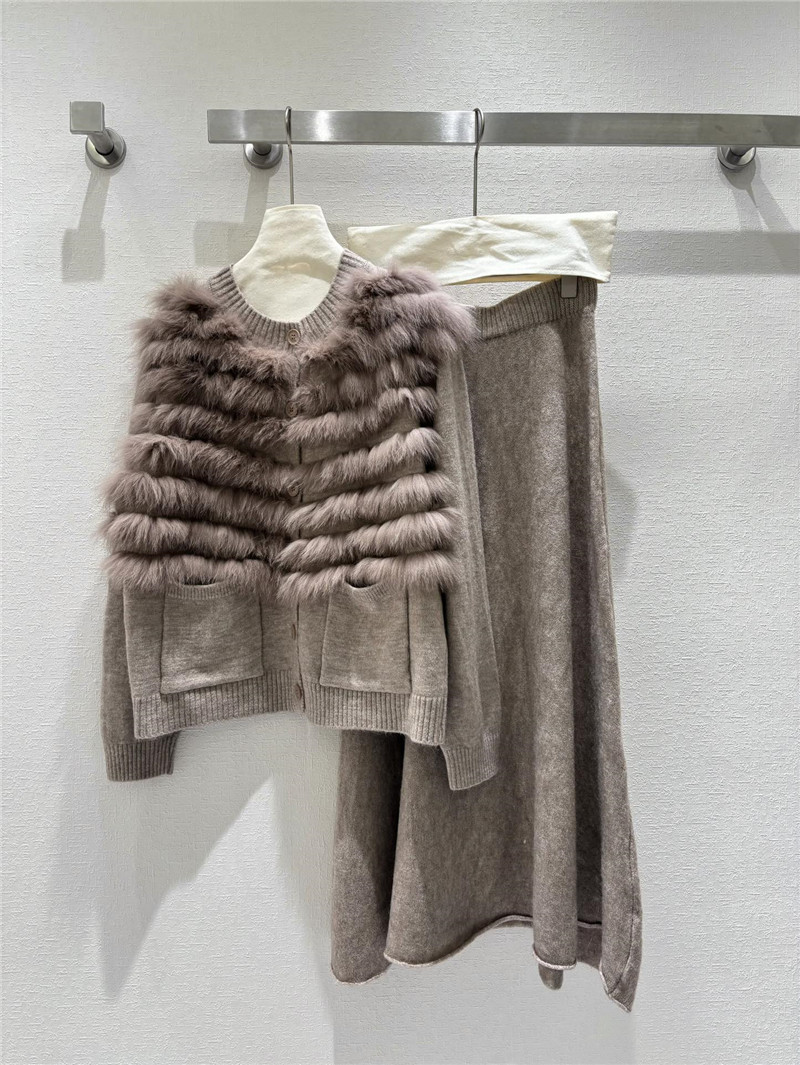 Wool fox fur top coat wool skirt suit