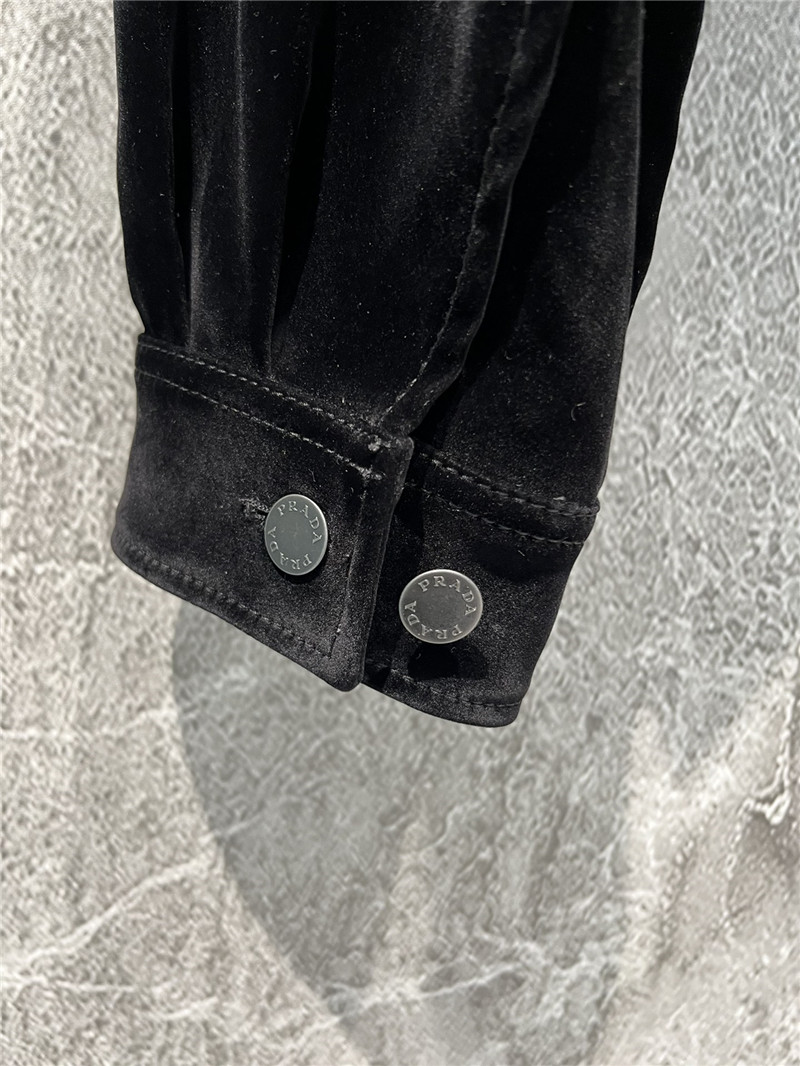 Pra*a velvet short jacket