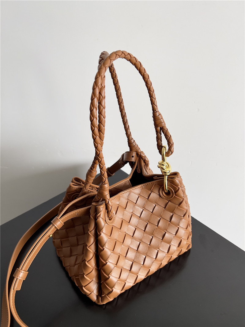 b0tt*ga Ven*ta small andiamo parachute bag in apricot