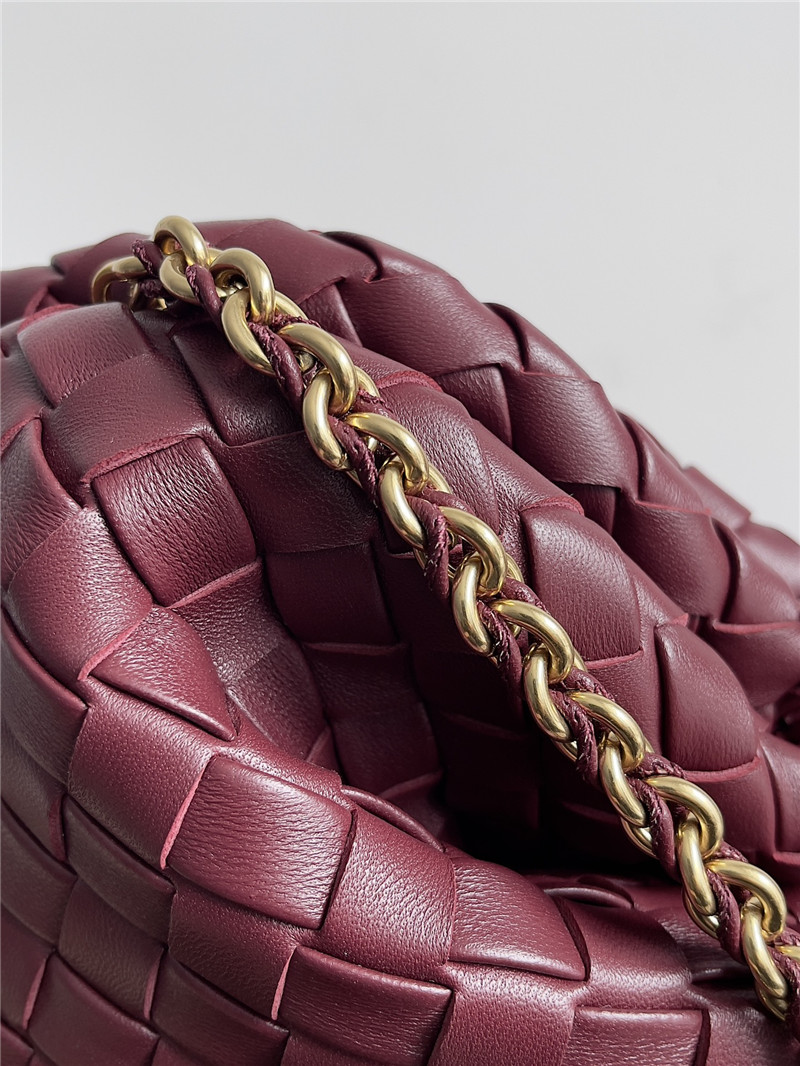 b0tt*ga Ven*ta lauren clutch