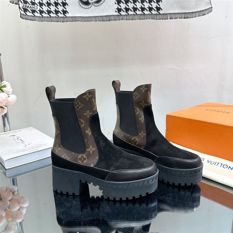 l0vis Vvtt0n suede laureate platform boot