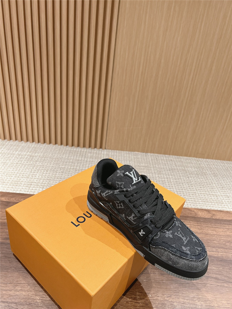 l0vis Vvtt0n lv new sneakers
