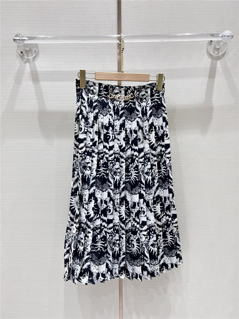 D10r pleated digital positioning printed long skirt