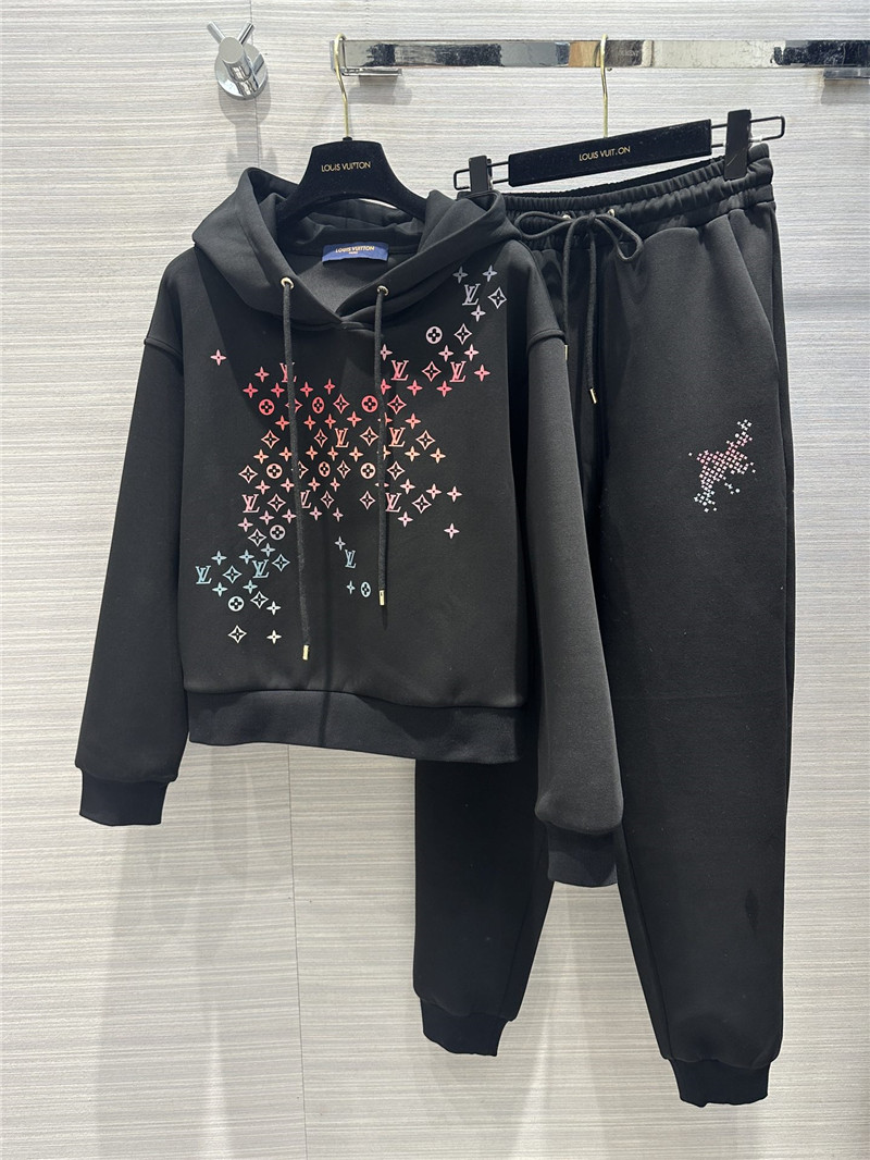 l0vis Vvtt0n lv early spring series new sports suit