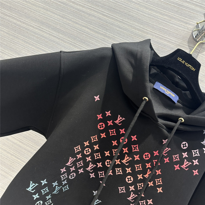 l0vis Vvtt0n lv early spring series new sports suit