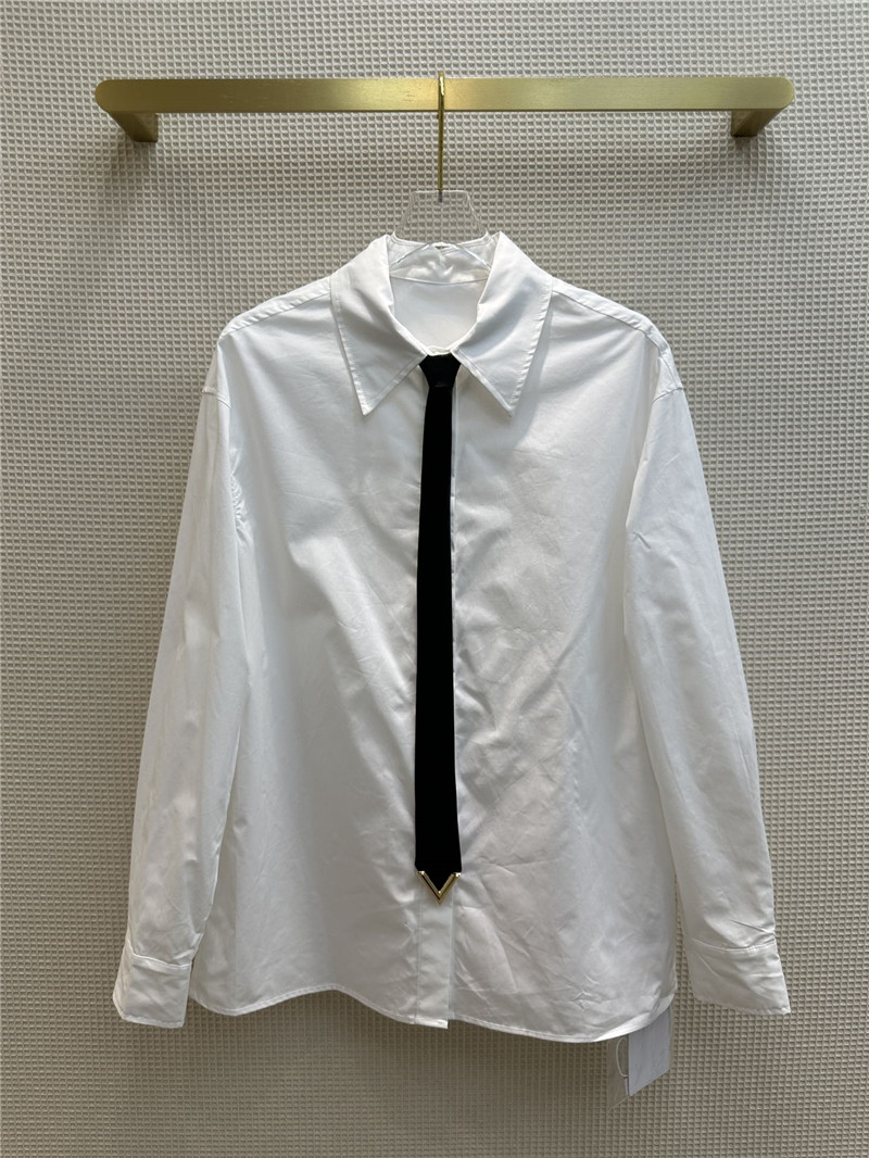 Va1e*ntin0 v-shaped metal button tie embellished shirt
