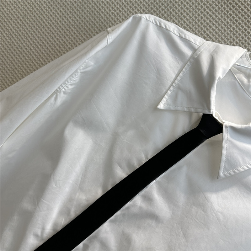 Va1e*ntin0 v-shaped metal button tie embellished shirt