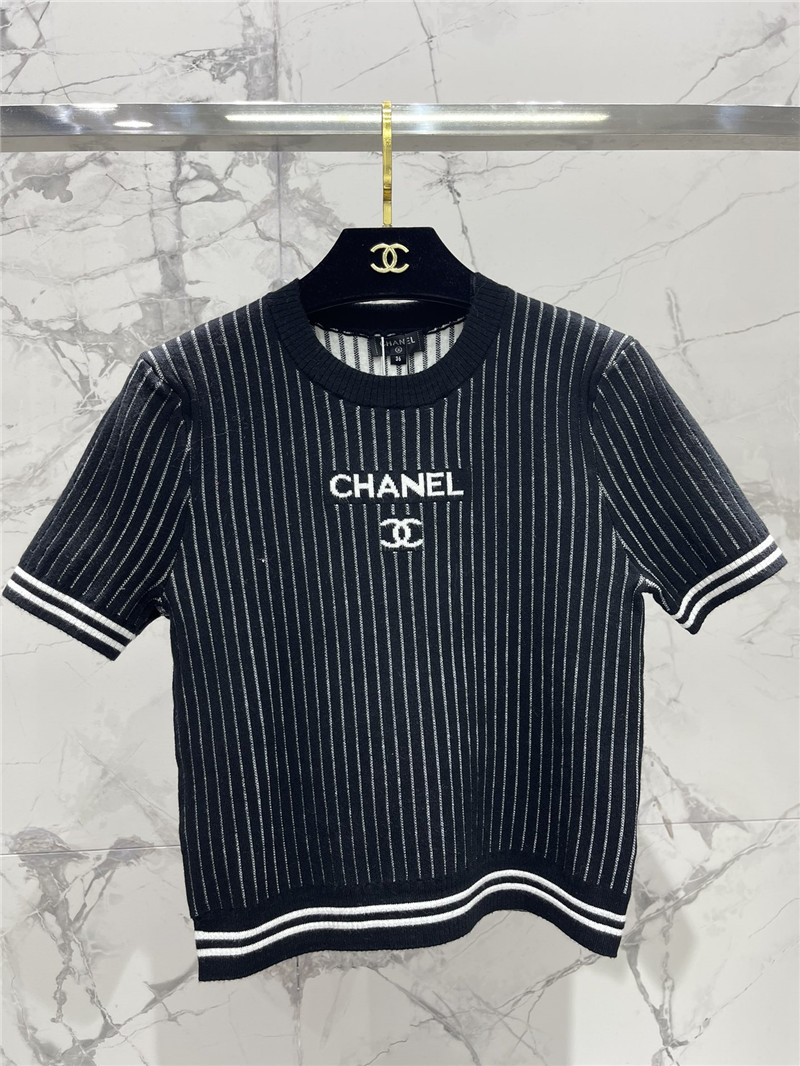 Ch**el crew neck striped logo sweater black