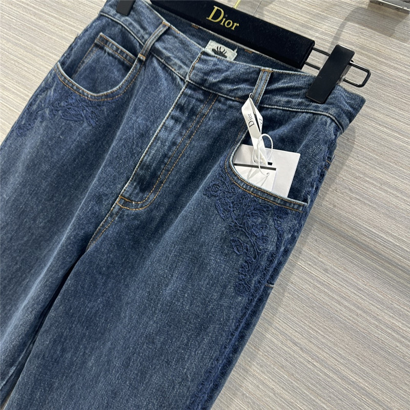 D10r straight jeans