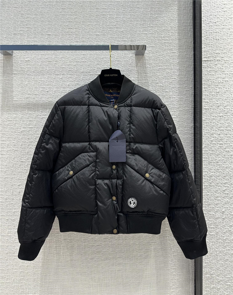 l0vis Vvtt0n lv ribbed flight jacket down jacket