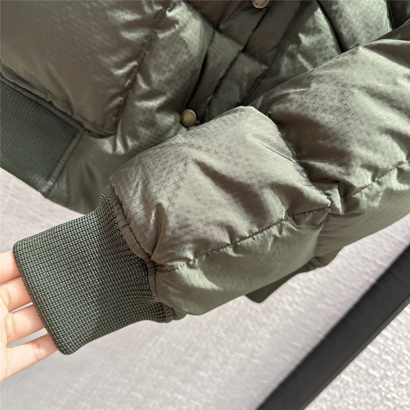 l0vis Vvtt0n lv ribbed flight jacket down jacket