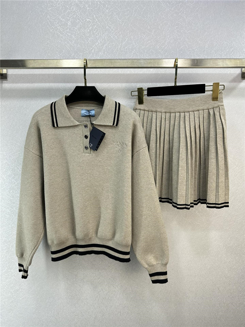 Pra*a preppy knitted suit
