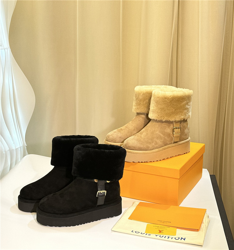 l0vis Vvtt0n lv ski aspen platform ankle boots in black