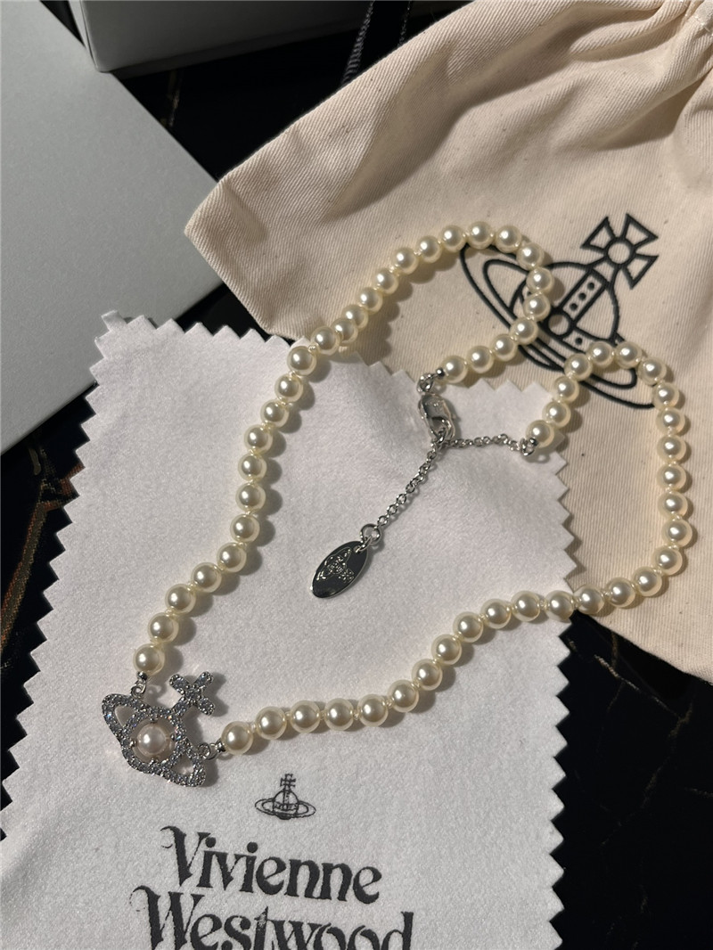 u1u1enne westwood pearl necklace
