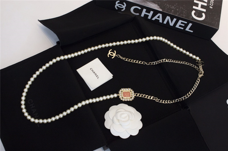 Ch**el pearl sweater necklace