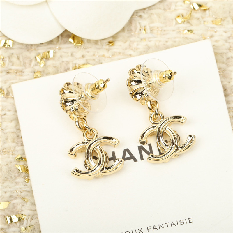 Ch**el sunflower earrings