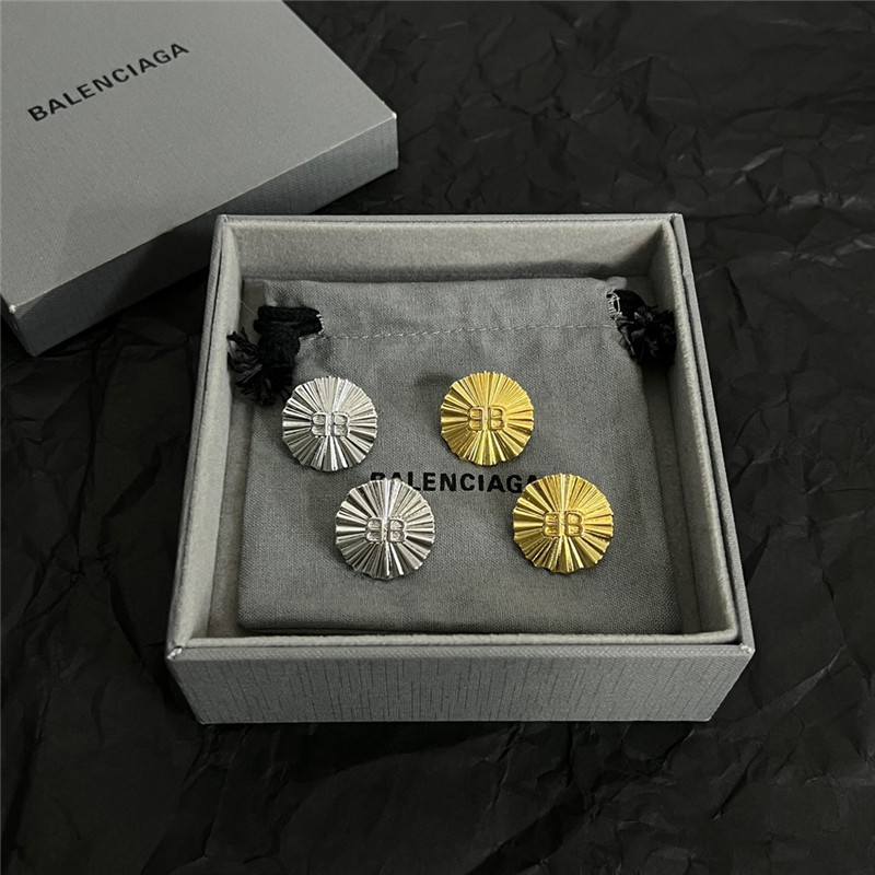 Ba1en*iaga new earrings