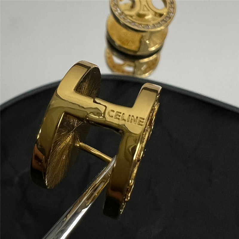 Ce1i*e new earrings