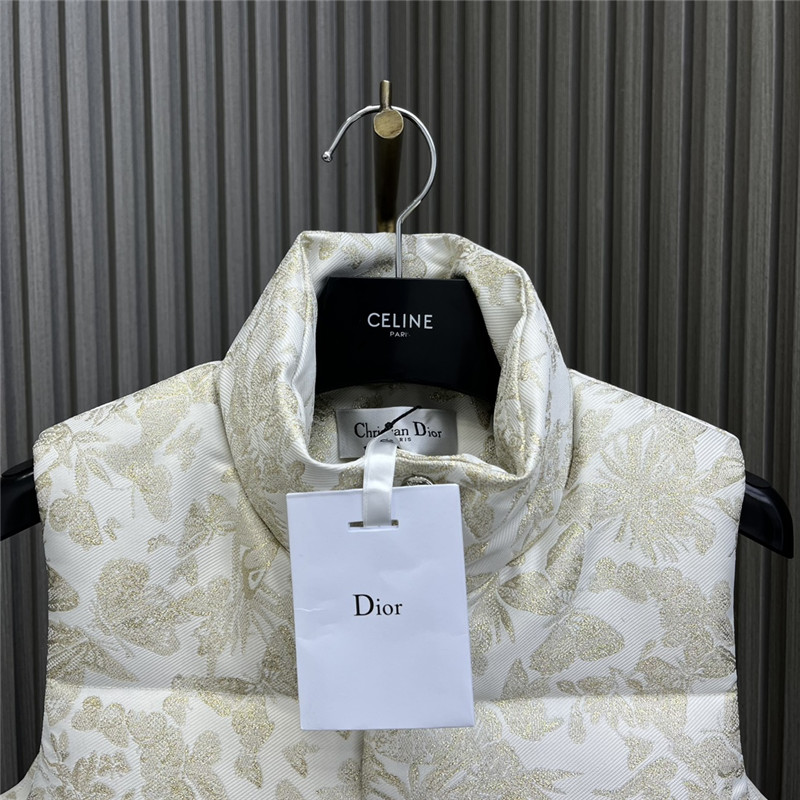D10r jacquard down vest