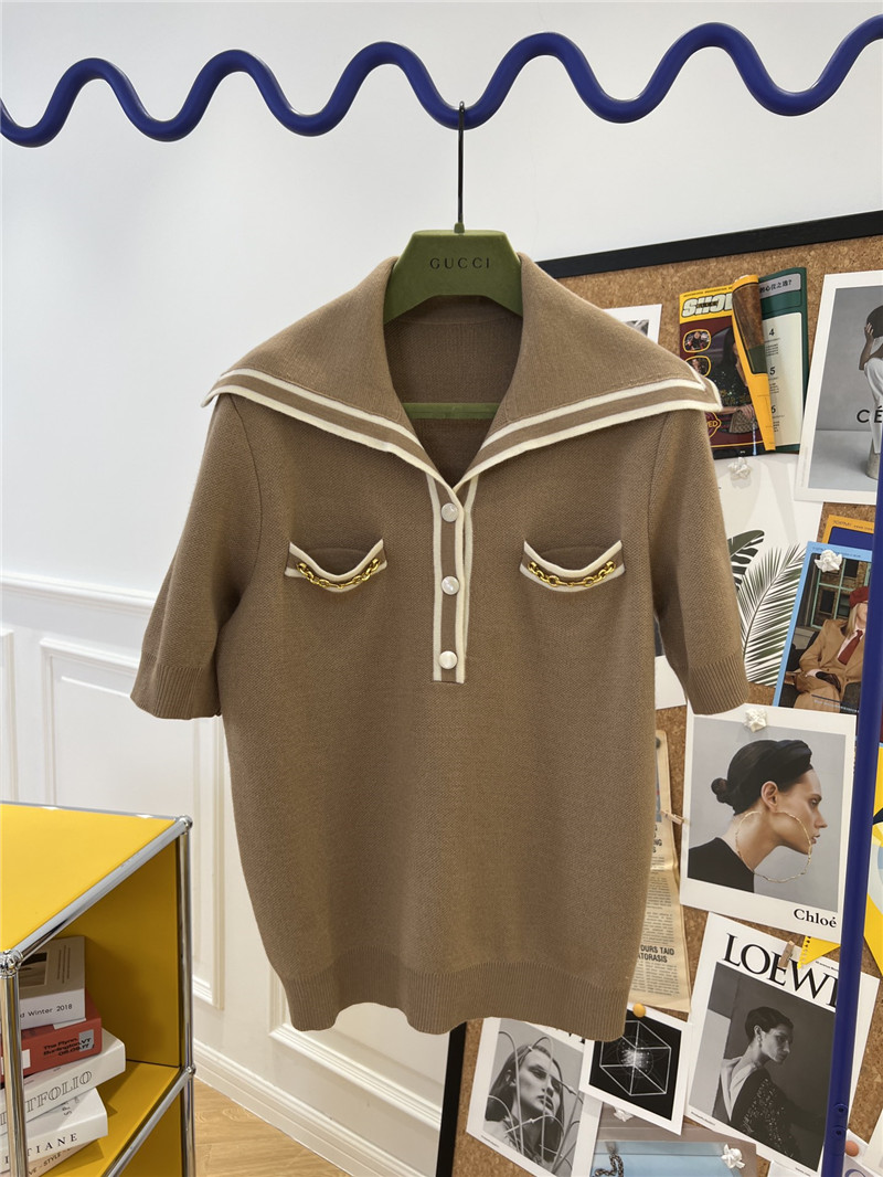 Gvc*1 horsebit shawl collar sweater