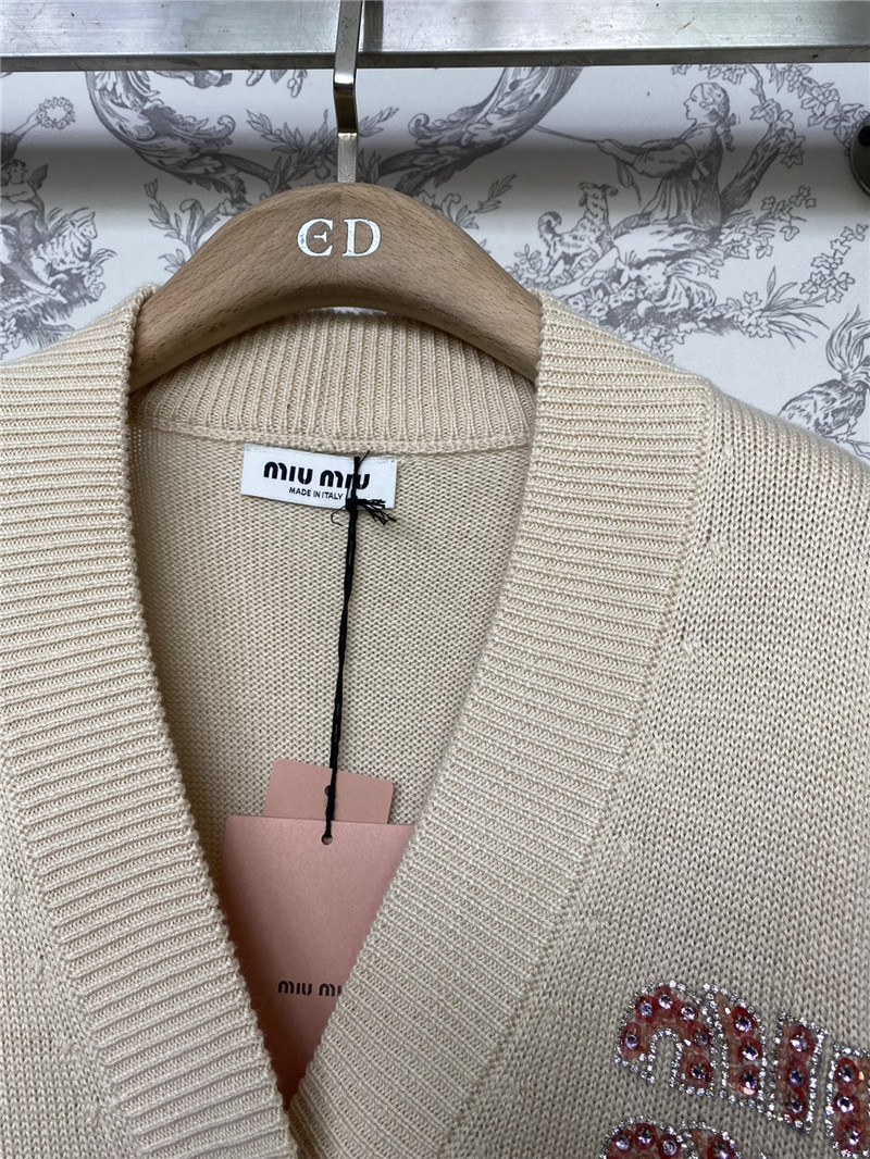 M1um1u new v-neck knitted cardigan