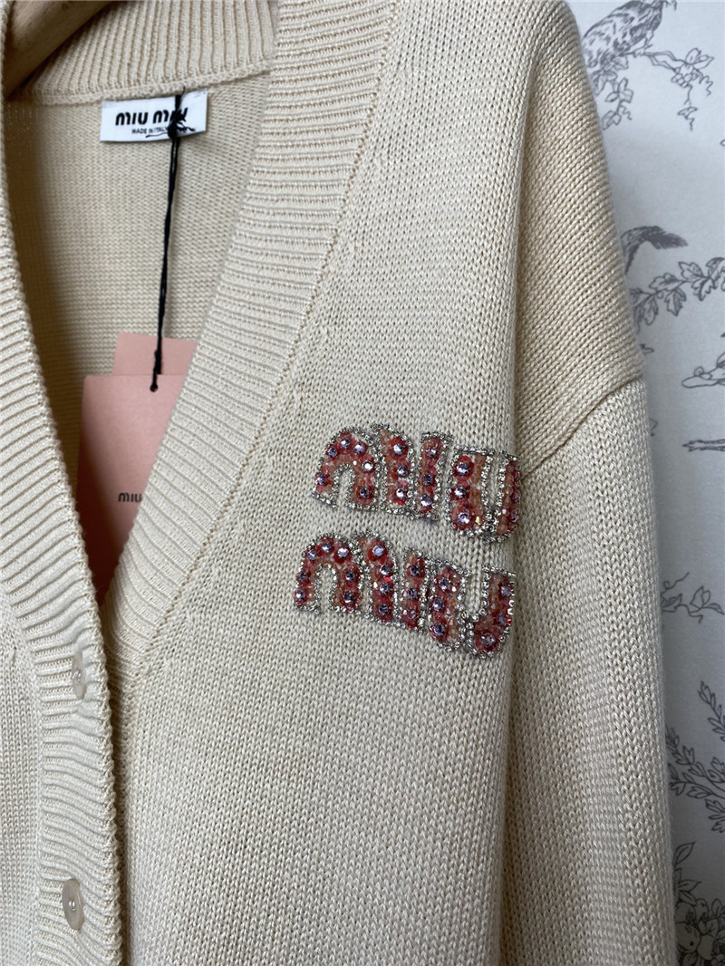 M1um1u new v-neck knitted cardigan