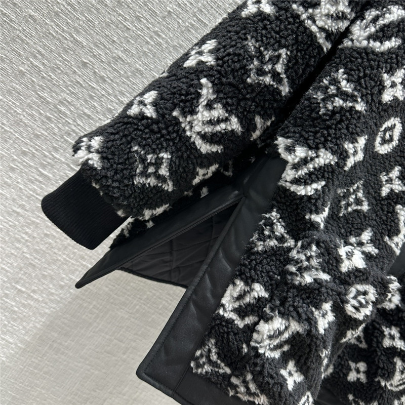 l0vis Vvtt0n lv black and white monogram plush jacket