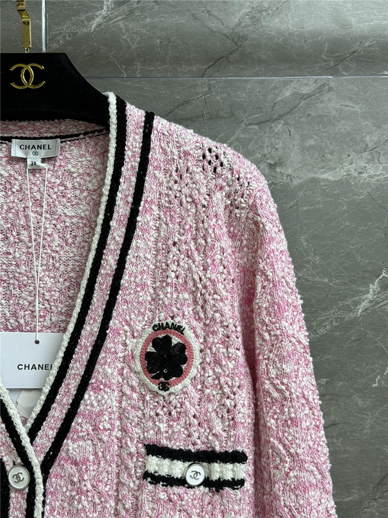 Ch**el three-dimensional pattern cardigan