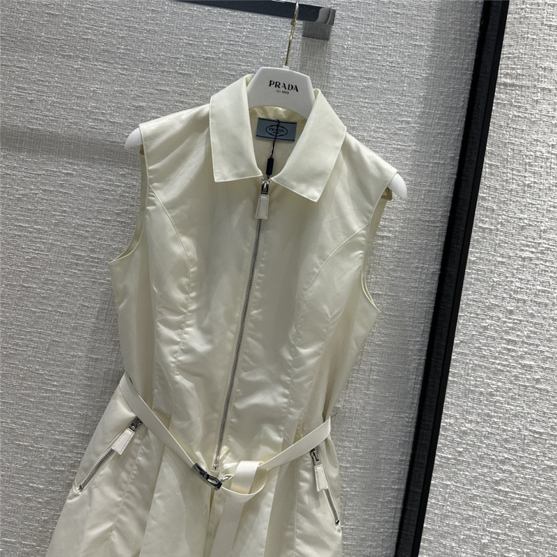 Pra*a new functional nylon sleeveless skirt