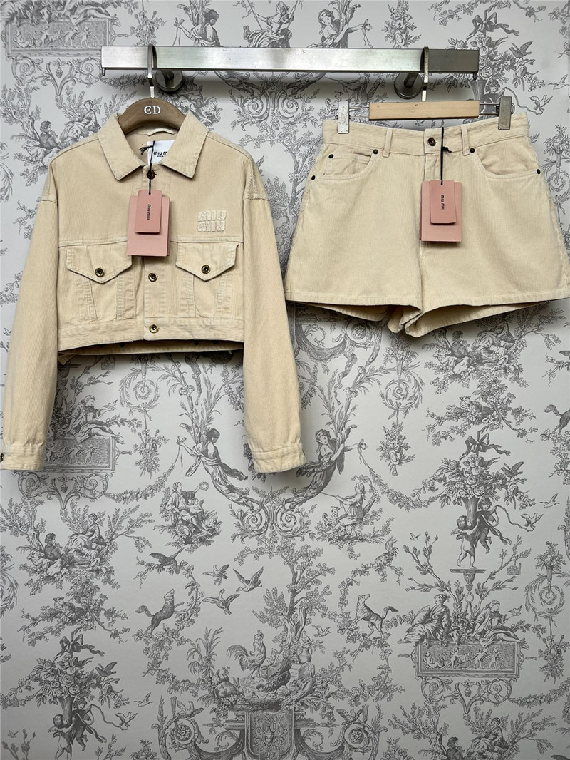 M1um1u new corduroy jacket and shorts set