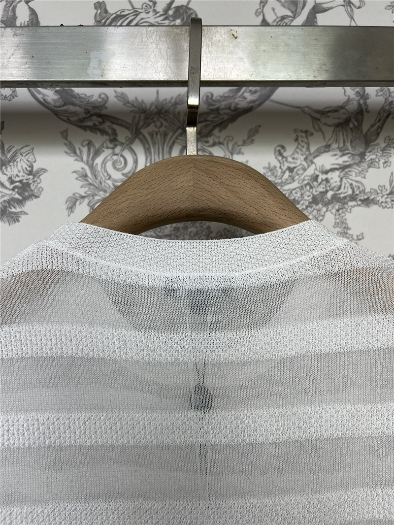 Ch**el new round neck knitted long sleeves