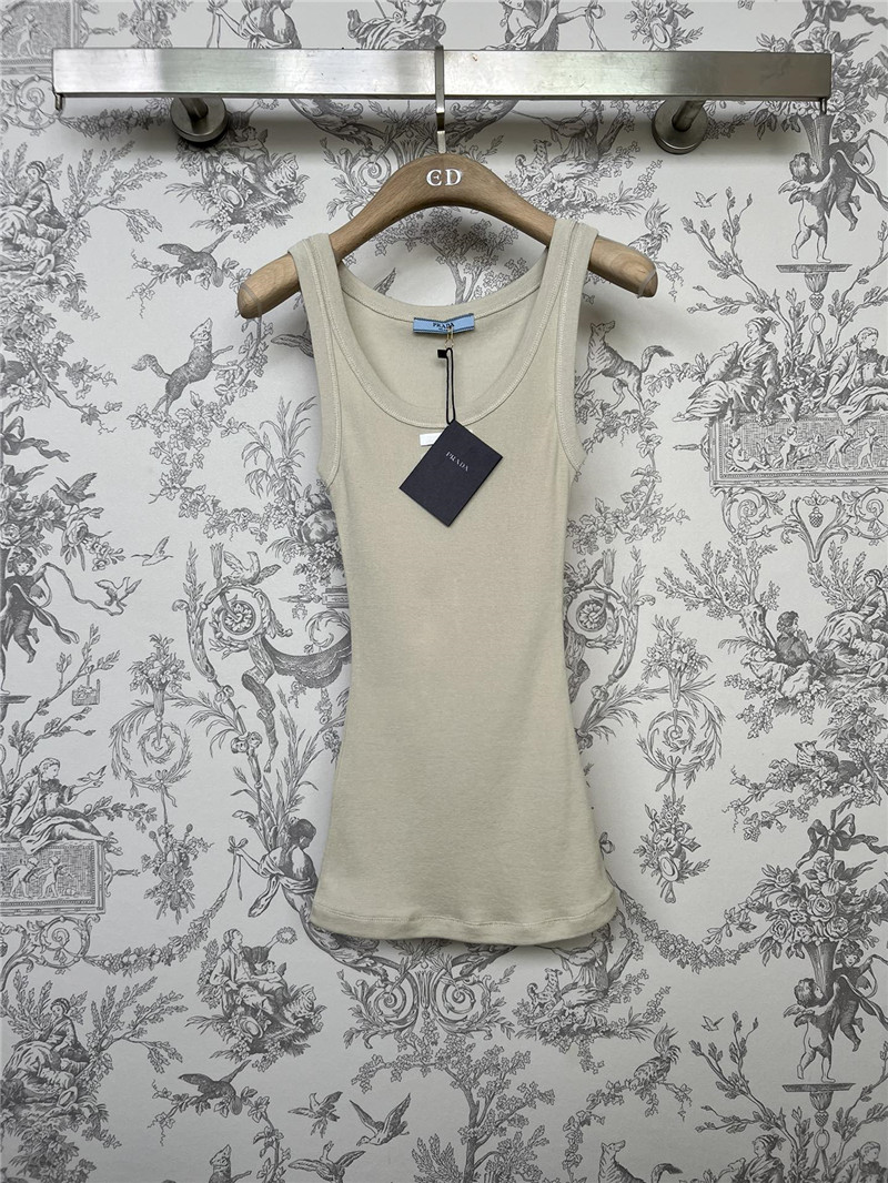 Pra*a new summer long vest