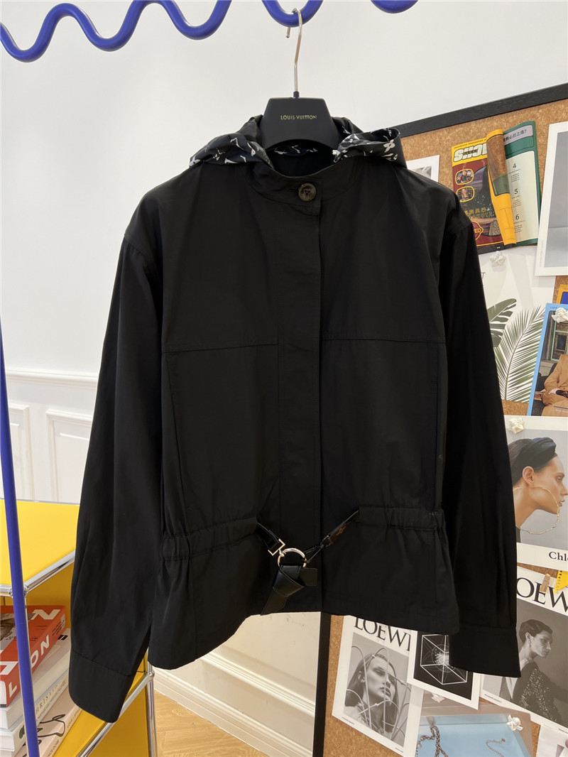 l0vis Vvtt0n lv black jacket
