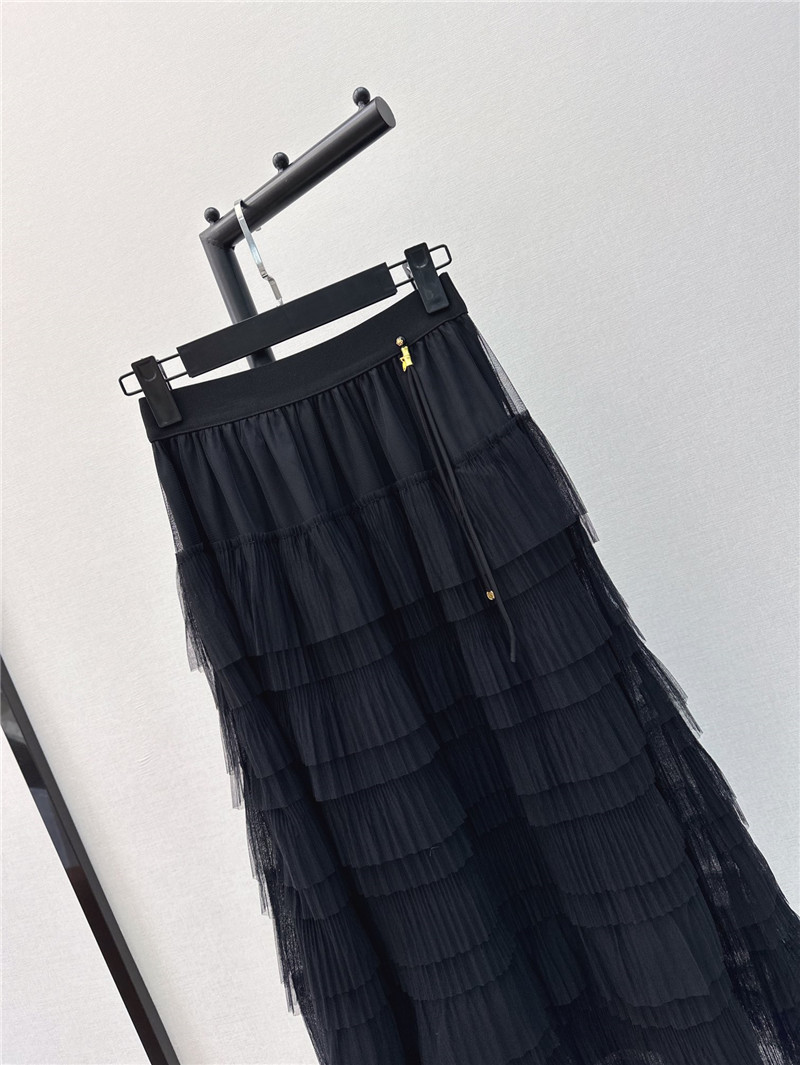 M1um1u new heavy layered mesh skirt