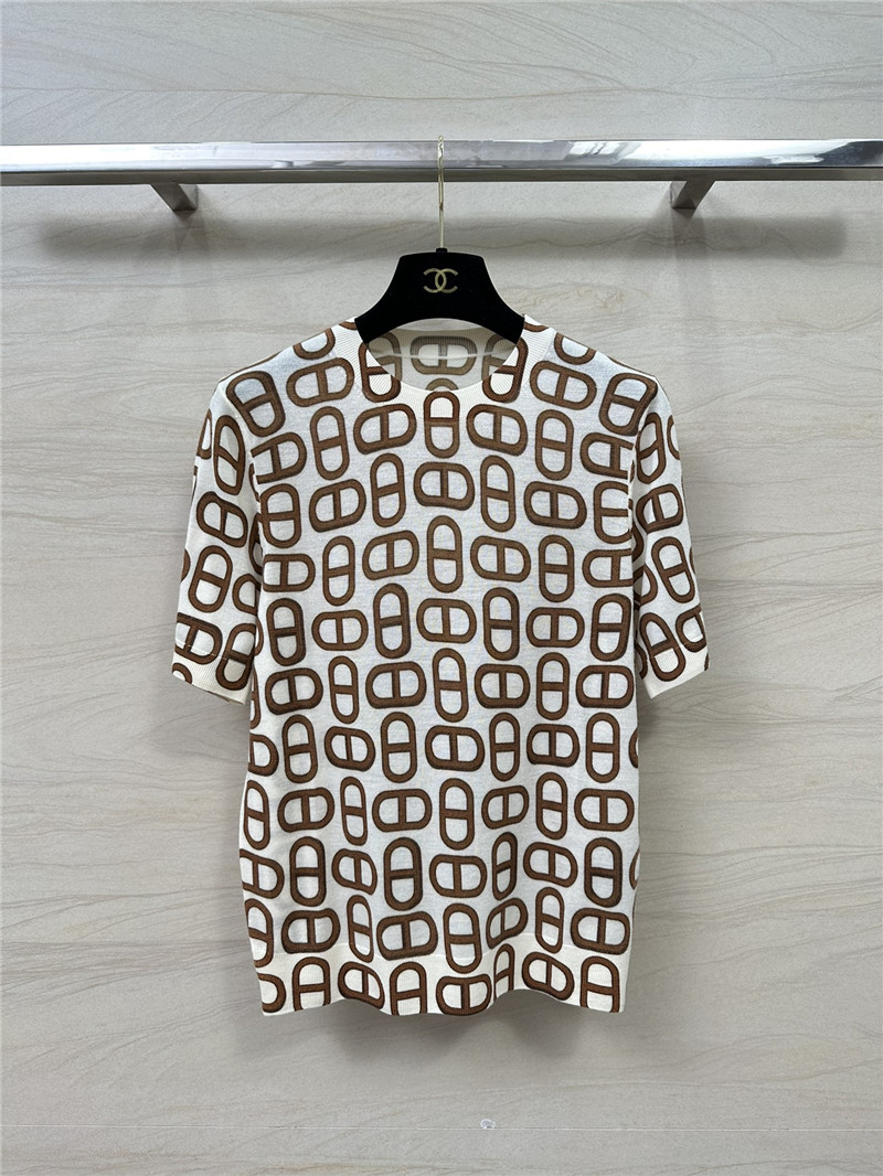 H**me5 graffiti print graphic short-sleeved top