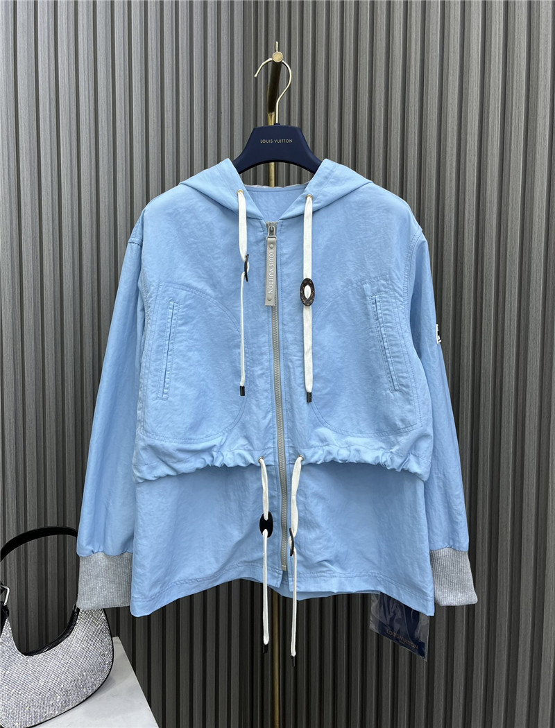 l0vis Vvtt0n lv pleated hooded jacket