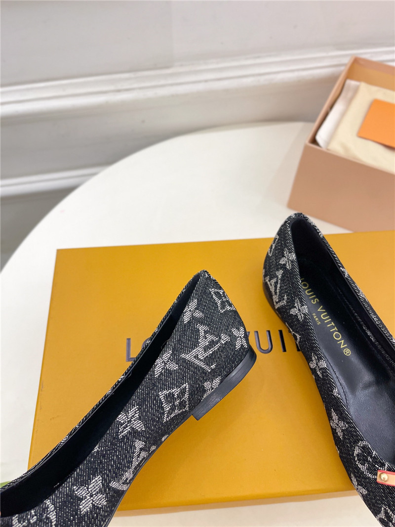 l0vis Vvtt0n lv round toe bow rivet ballet shoes