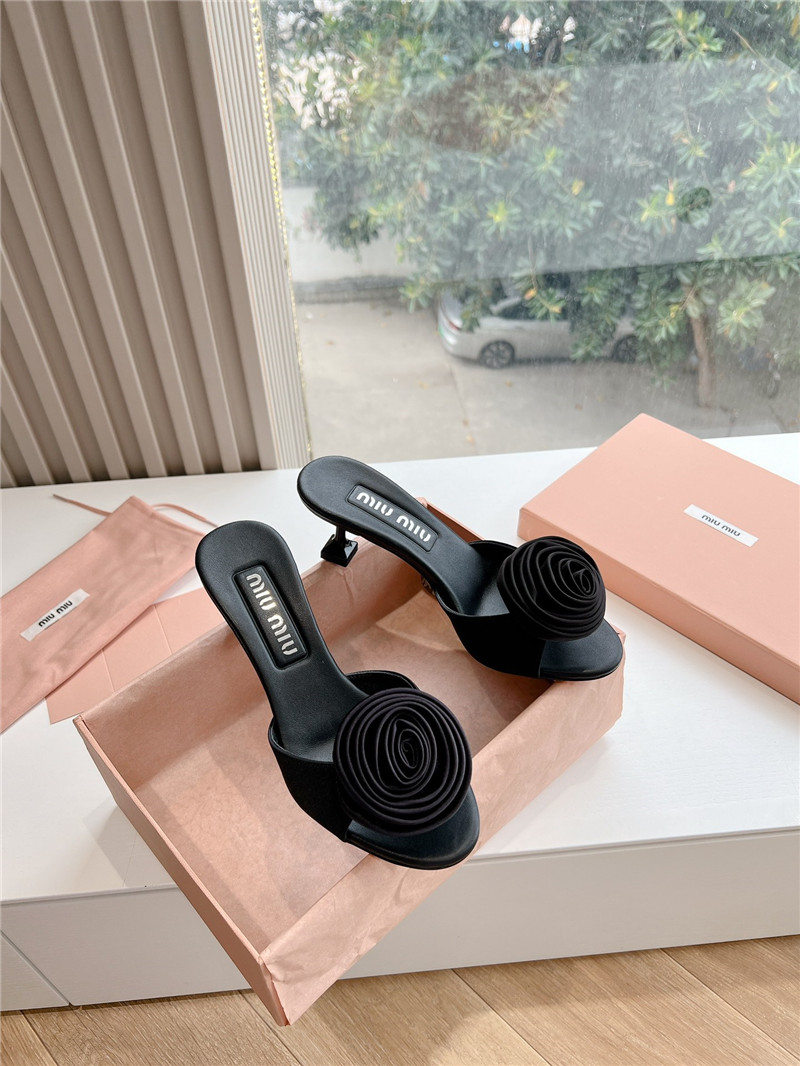M1um1u rose high heels