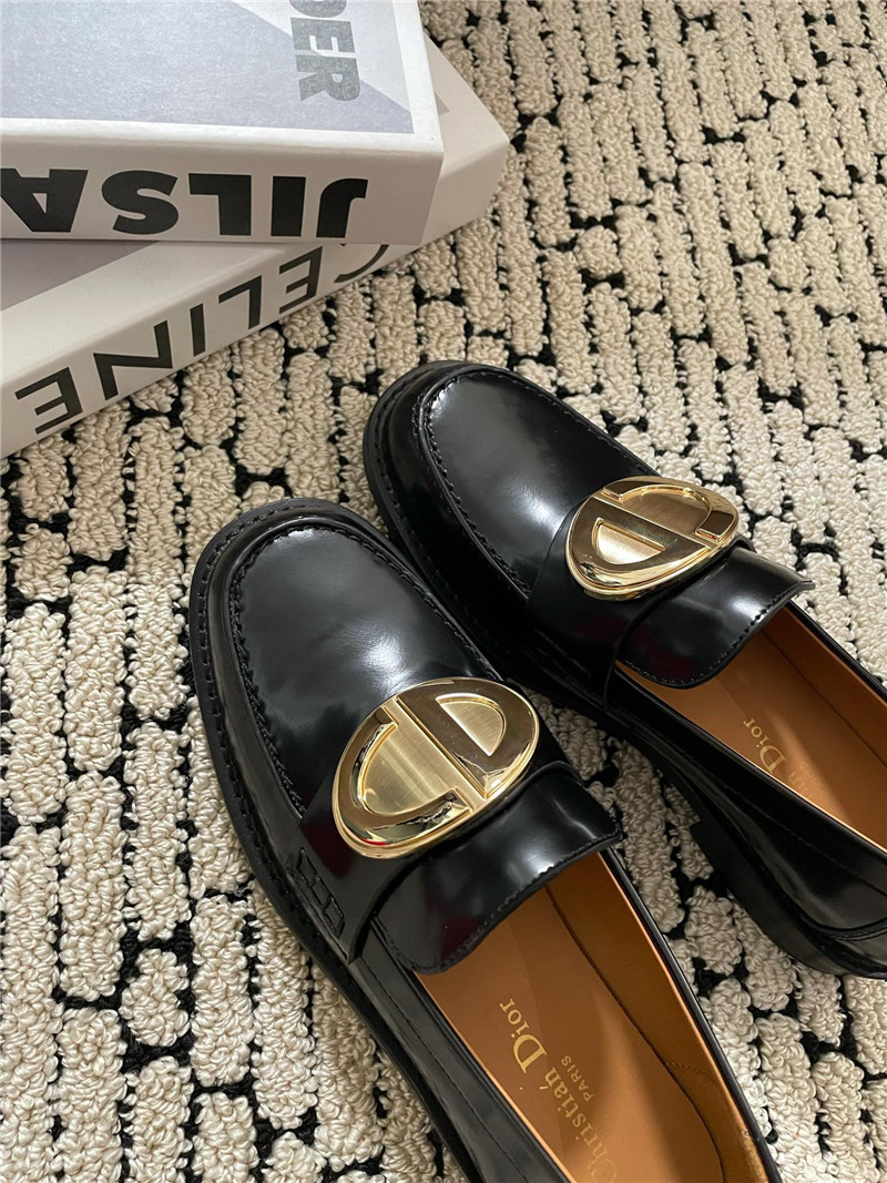 D10r new loafers
